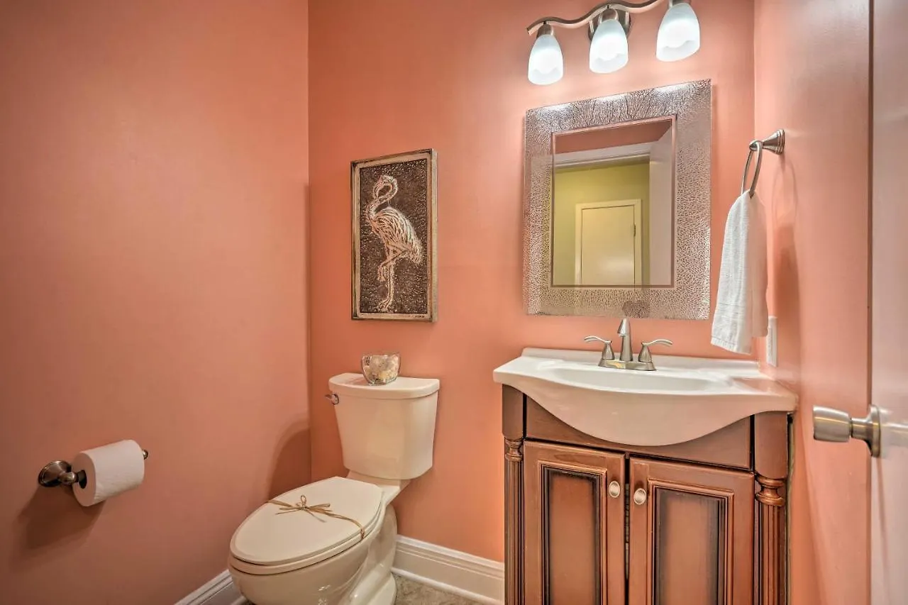 Nautical Edgewater Resort Condo - Walk To Beaches! Panama City Beach Apartment
